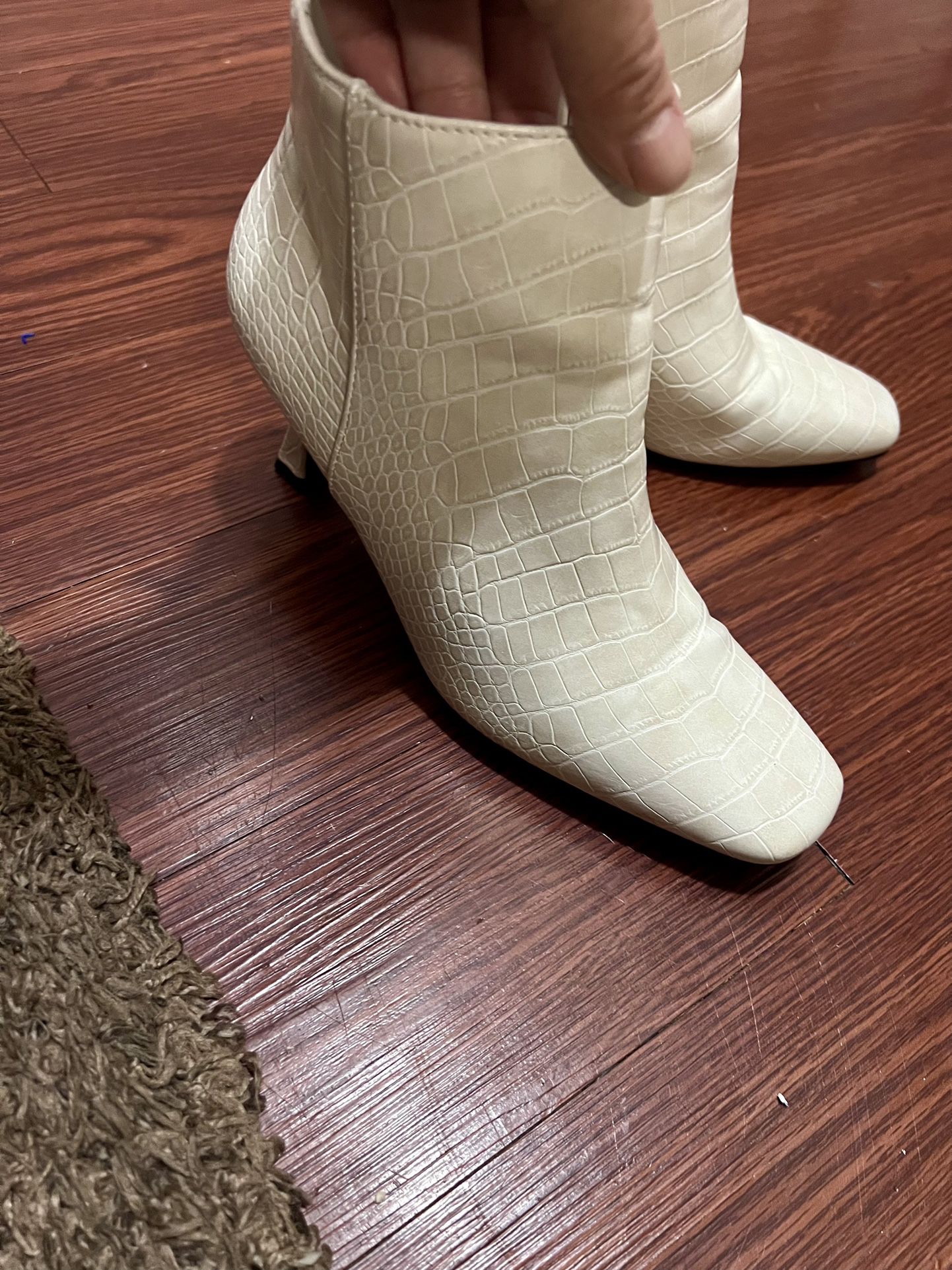 Women’s Boots Size 7.1/2