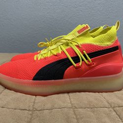 PUMA Clyde Court Disrupt Red Blast 