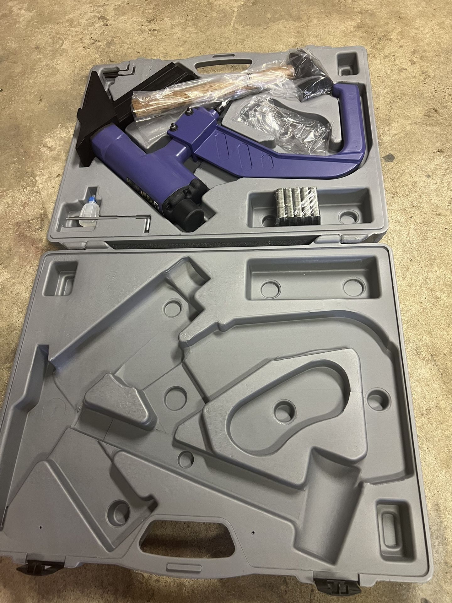 Floor Stapler