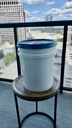 5 Gallon Wash Detergent ( Equivalent To Tide)