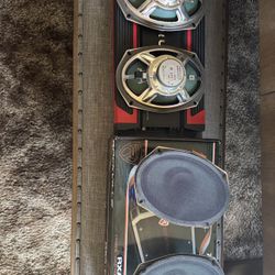Car Audio (4 6x9 Speakers, 2 Amps) Speakers from dodge charger 
