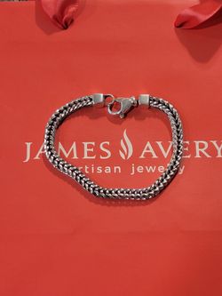 James avery silver Square Foxtail link Bracelet size 7 1/2 excellent condition had it clean polish at James Avery