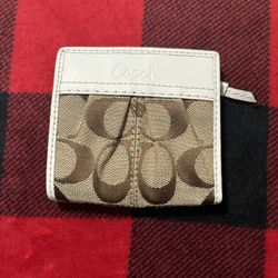 Vintage coach mini bifold wallet 