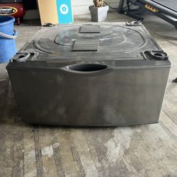 Washer-Dryer Pedestals