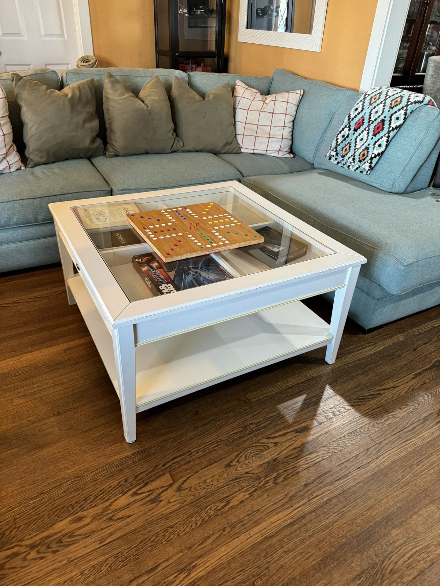 White Coffee Table  With Glass top 