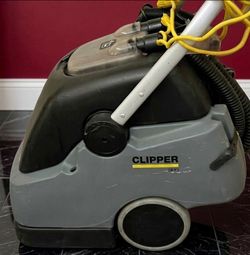 Carpet extractor
