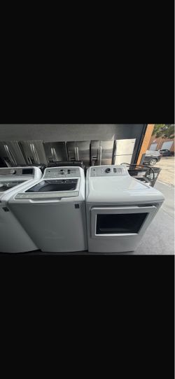 Ge Washer and Dryer set / Lavadora y Secadora