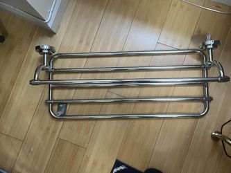 Towel rack