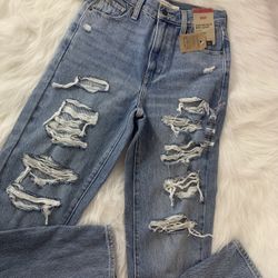Levi’s High raise Mom Jeans