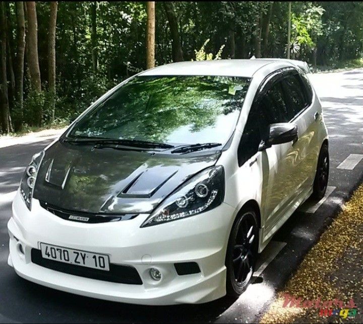 Bumpers HONDA FIT JAZZ JAPANESE MUGEN STYLE FRONT BUMPER weekend sale Bodykit Body Kits Bodykits Body Kit Weekend Sale