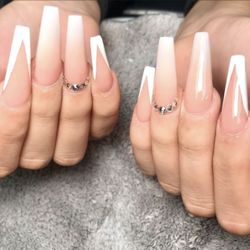 Nails 
