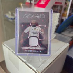 Vini Jr. Obsidian Atomic Jersey Relic Card