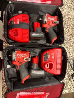 Milwaukee M12 FUEL Impact Wrench Kit