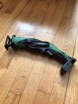 Hitachi 12v Cr10Dl reciprocating saw.