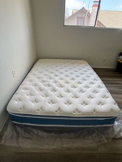 Mattress queen size
