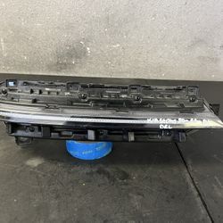 2020-2021-2022 KIA SELTOS RIGHT DRL OEM USED