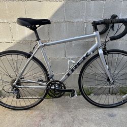 Trek One series road bike 56cm in in good condition
