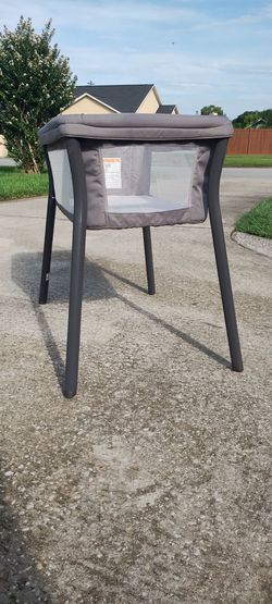 Chicco LullaGo Anywhere Portable Bassinet