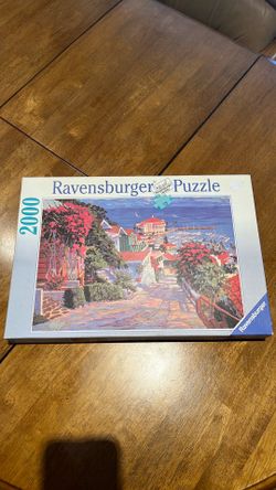 Ravensburger 2000 piece jigsaw puzzle