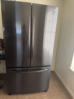 Samsung Double Door Refrigerator, Fully Equipped