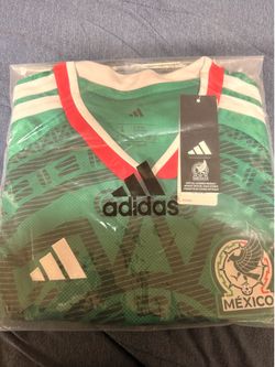 New Woman’s Mexico Jersey w/tags