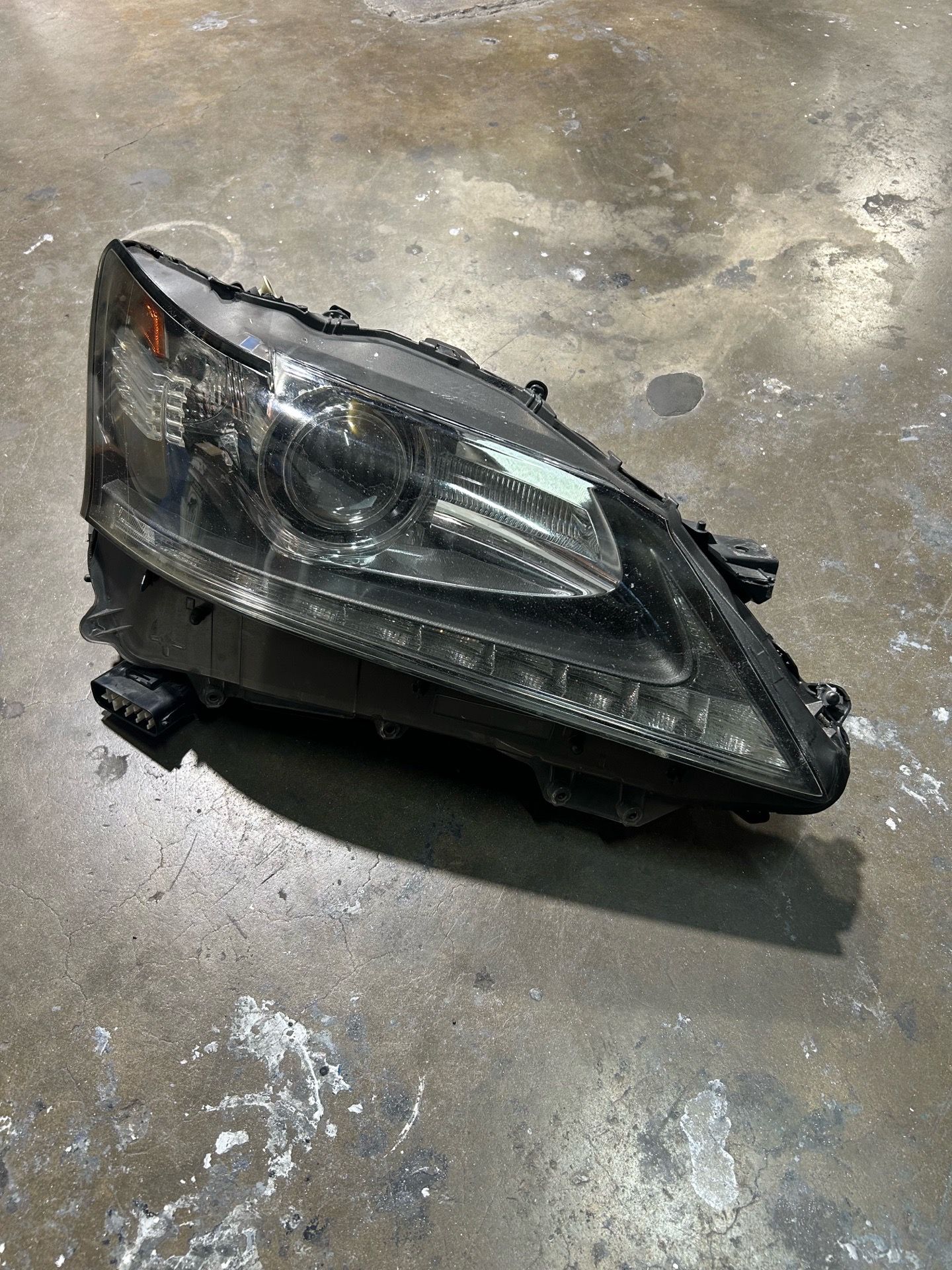2013 - 2015 LEXUS GS350 HEADLIGHT PASSENGER SIDE HEADLIGHT