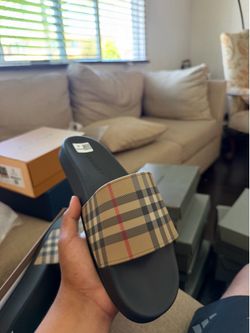 Burberry Vintage Check Slide Sandals