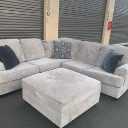 Sectional Couch 