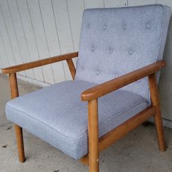 mid-Century Accent Chair 