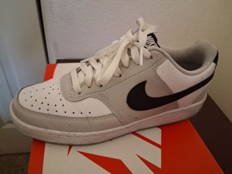 Woman shoes