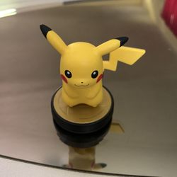 Nintendo Pikachu Super Smash Bros. amiibo Figure