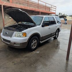 2004 Ford Expedition Eddie Bauer 