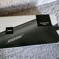 Bose SundLink Flex Portable Bluetooth Speaker-Black