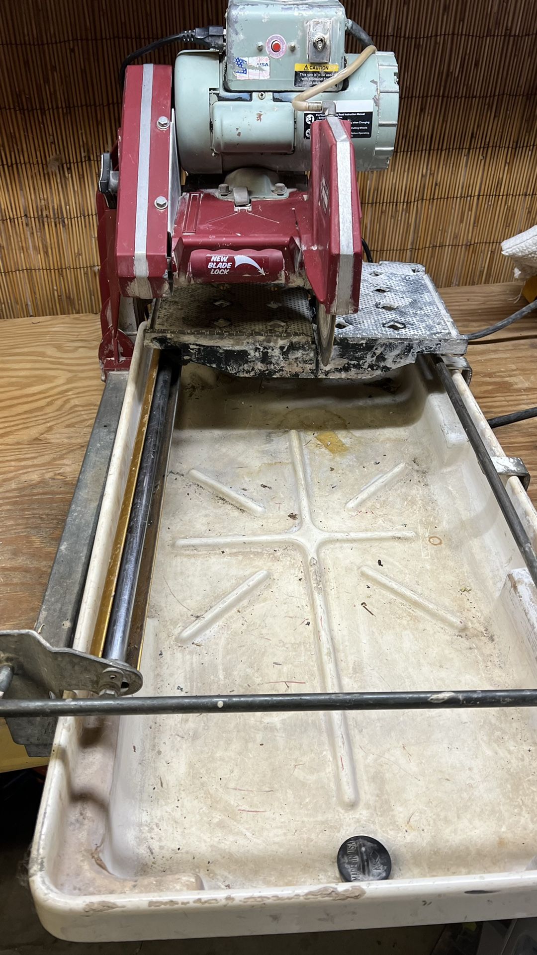 MK10 Wet Tile Saw