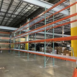 PALLET RACKS POSITION NEW AND USED CONDITION
