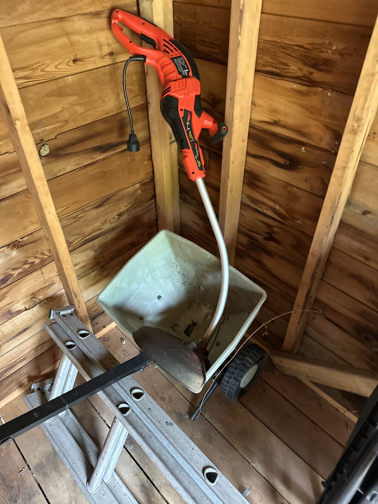 Electric String Trimmer