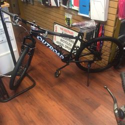 Outroad 26-inch mountain bike (Is New)