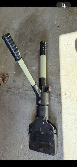 Mustang PS-62B Hydraulic Steel Pipe Squeeze Tool (2" IPS Capacity)