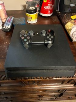 PS4 controller