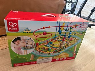 Hape Twisting Railway Maze Table