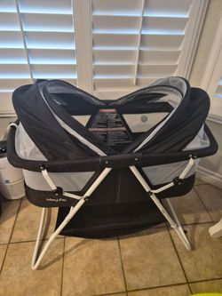 Dream On Me Karley Bassinet - Black: Adjustable Height, Canopy, Includes Mattress/Pad