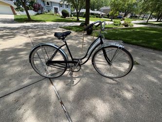 Vintage Schwinn bike  middleweight cruiser bicycle black n white 26” balloon white wall Tires 19 inch frame this is a rare find and ride very nicely h