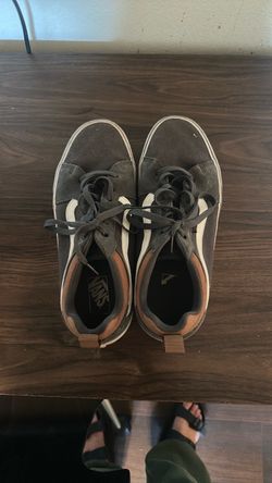 Vans Suede Low-Top Sneakers Size 10.5