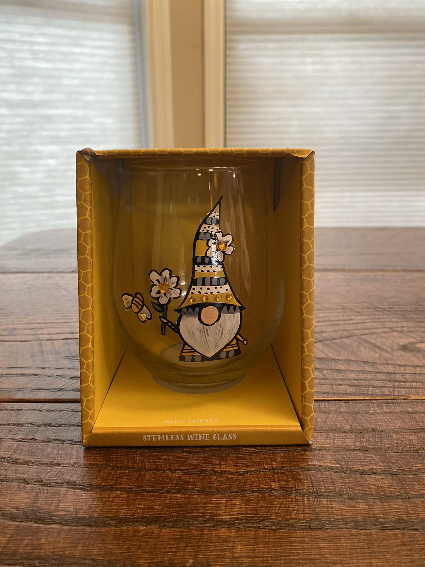 Spring Garden Bumblee Bee 🐝 Gnome Hand Painted Stemless Wine Glass With Gems
