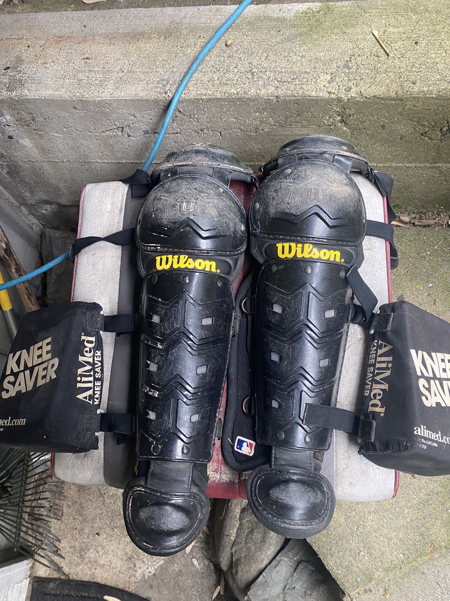 Kids Catchers Shin Guards Face Guard & Mit