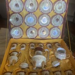 Victorian Tiger Yedi Fine Porcelain Japan Style Coffee Cups