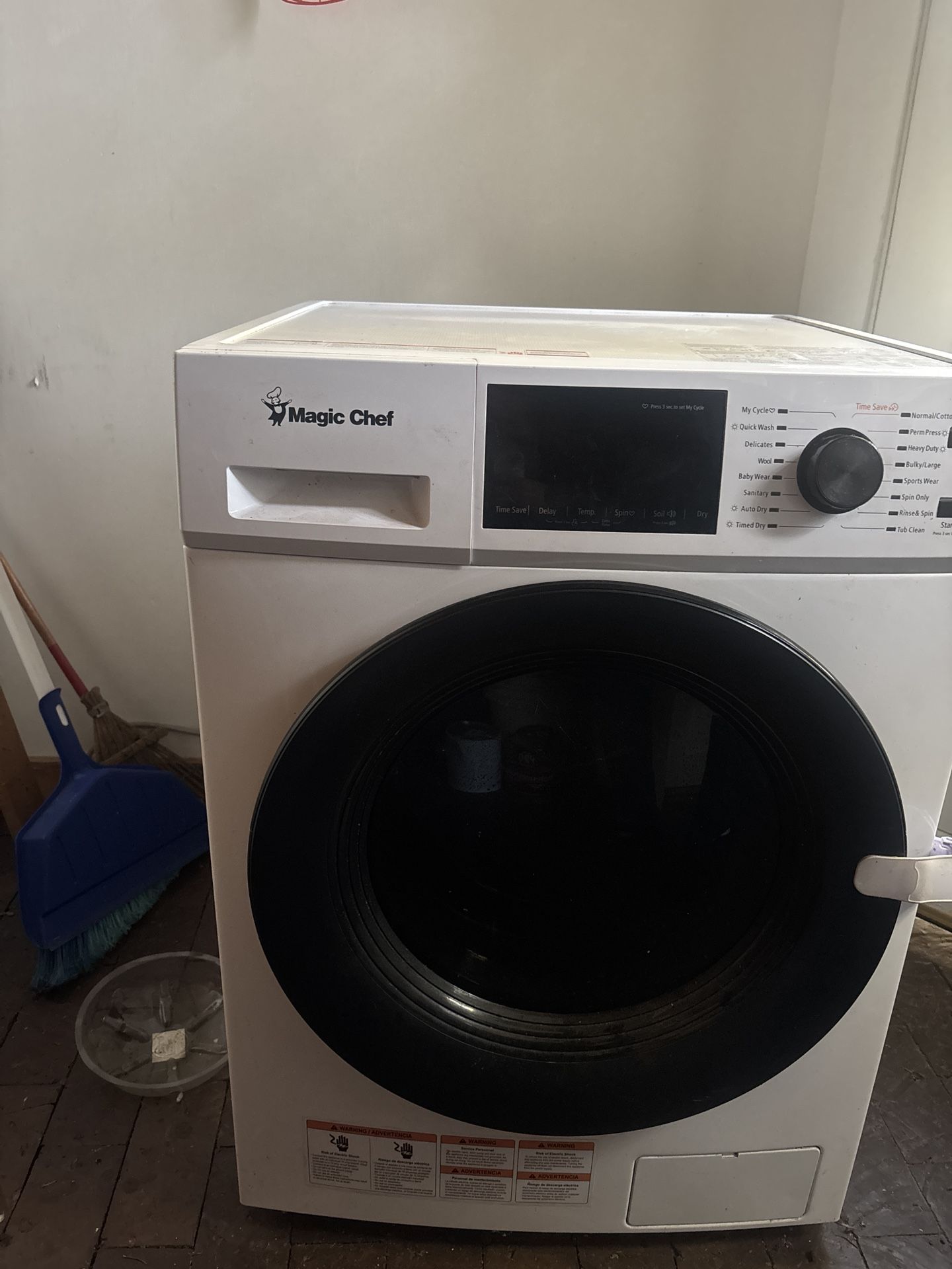 Magic Chef washer-dryer combo
