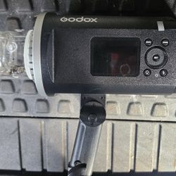 Camera/lighting Equipment 