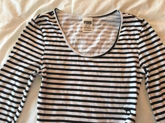 VS Pink Crop Top