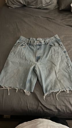 Old Navy Jean Shorts (32x32)